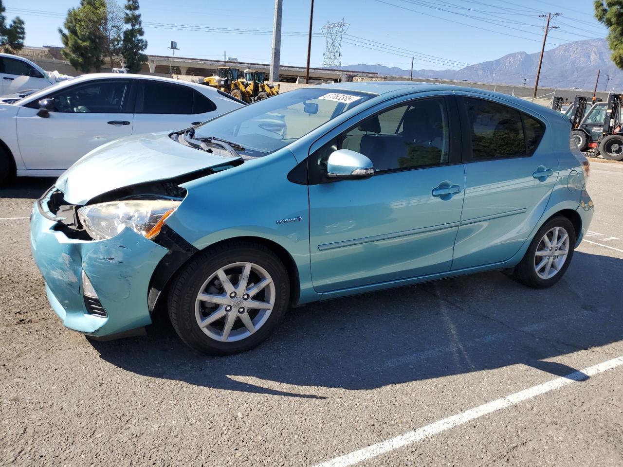 2012 TOYOTA Prius c