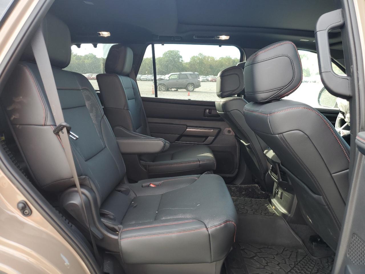 2025 TOYOTA Sequoia