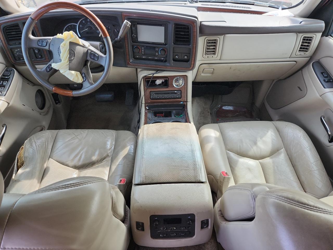 2003 CADILLAC ESCALADE