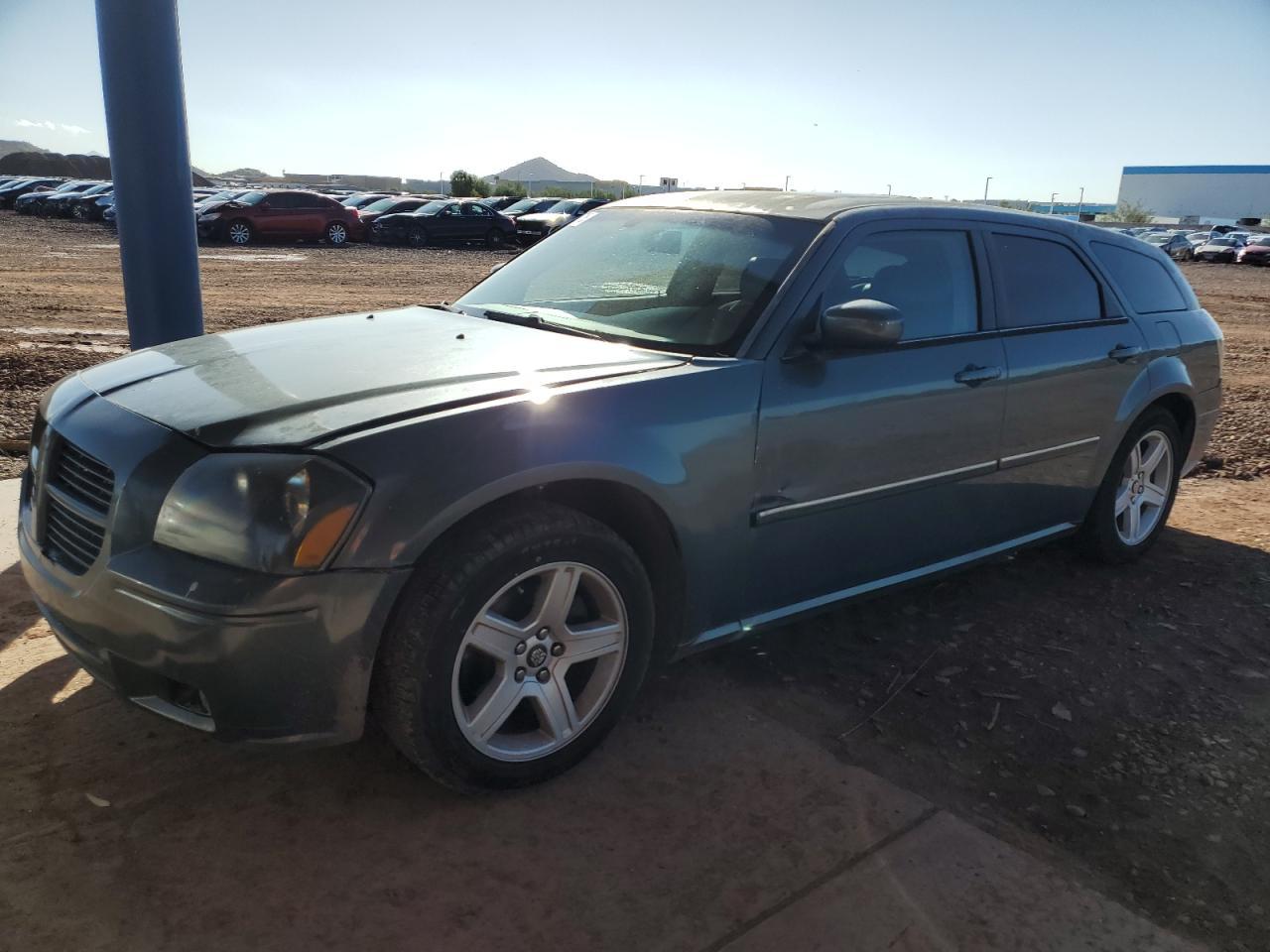 2005 DODGE MAGNUM