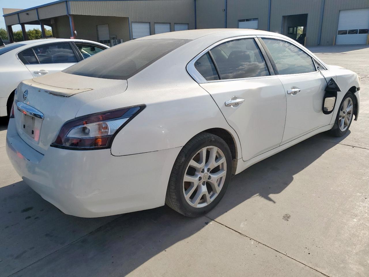 2014 NISSAN Maxima
