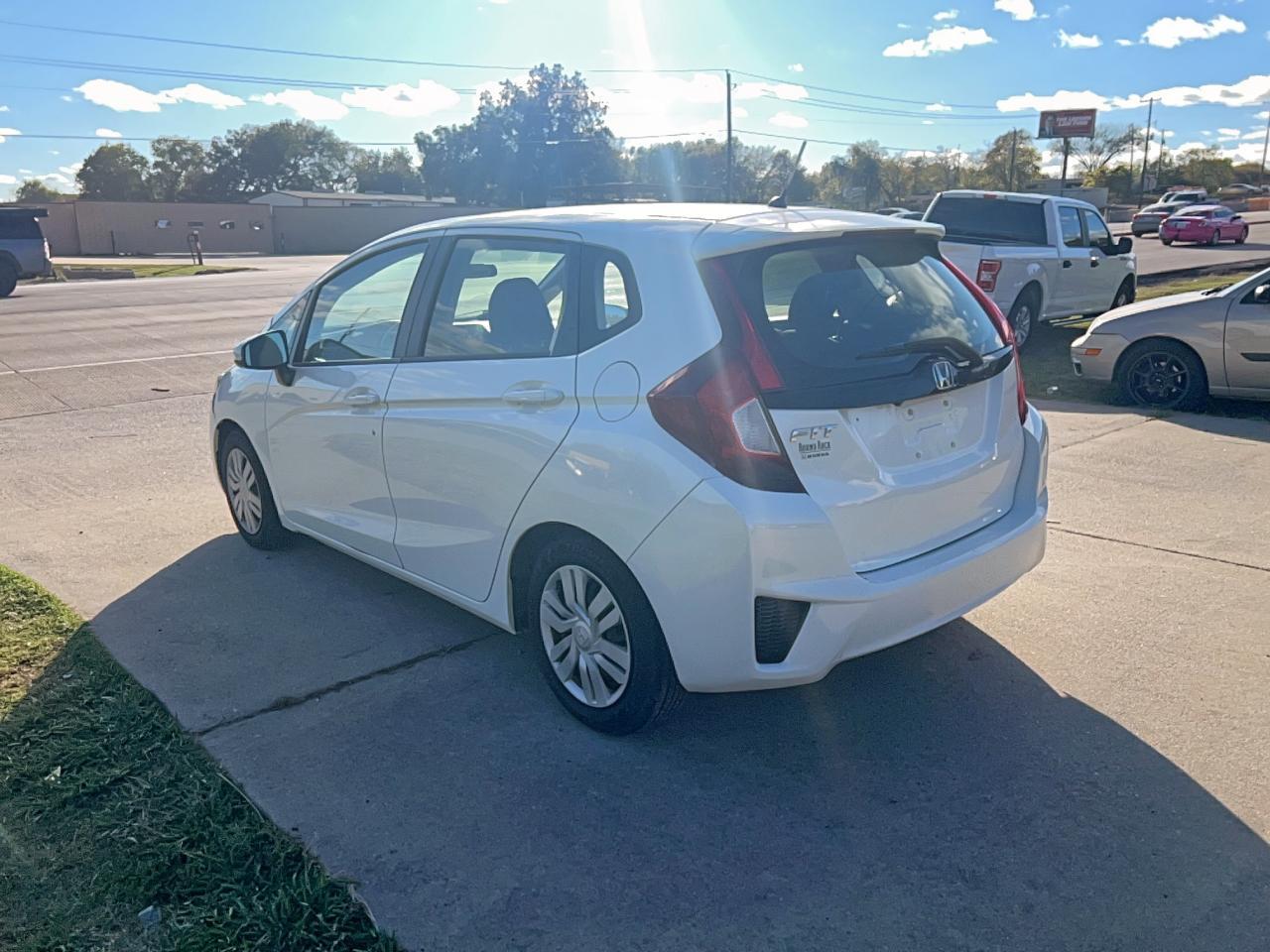 2016 HONDA FIT