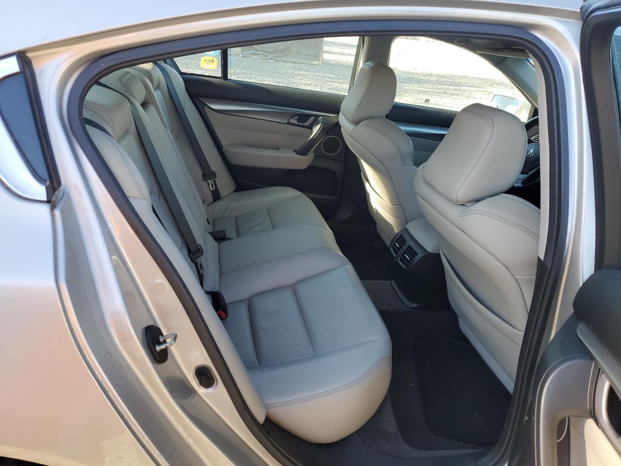 2011 ACURA TL