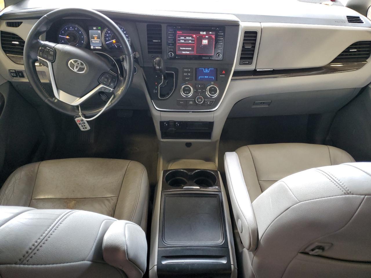 2019 TOYOTA SIENNA