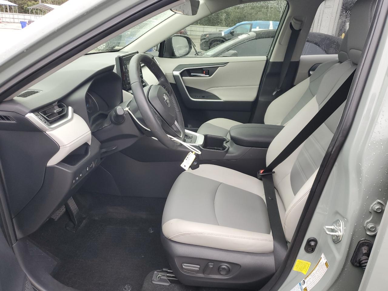 2022 TOYOTA RAV4
