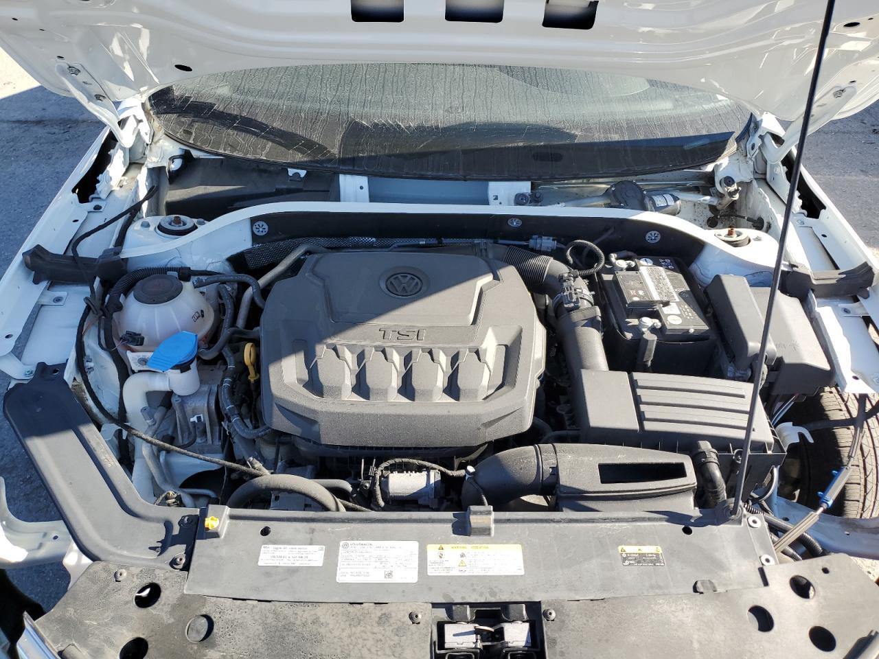 2022 VOLKSWAGEN Passat