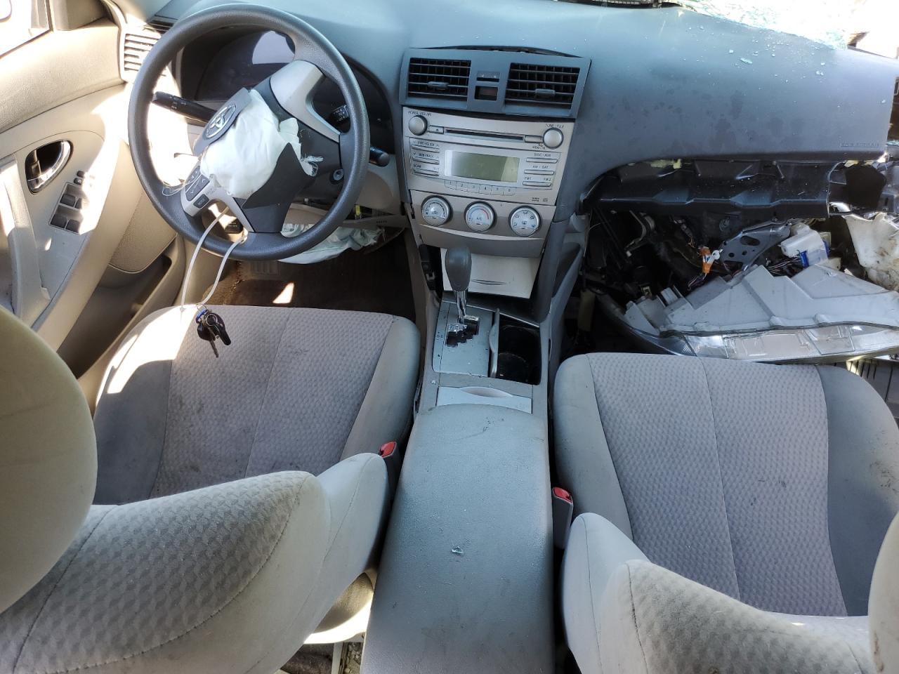 2011 TOYOTA CAMRY
