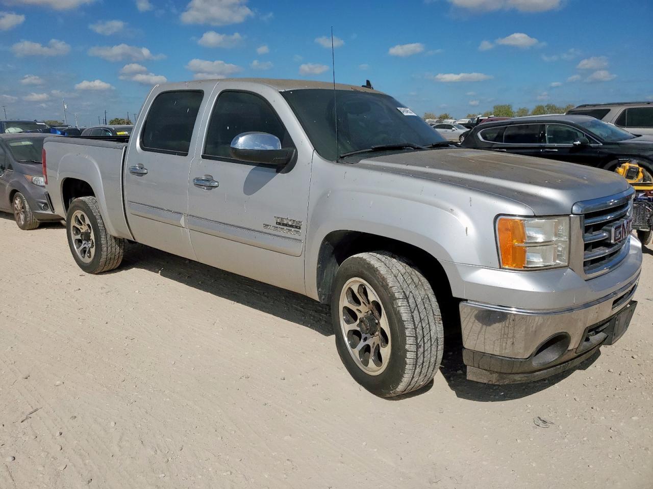 2013 GMC Sierra