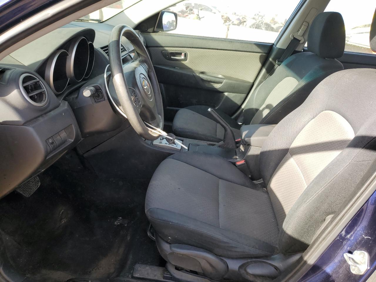 2006 MAZDA 3