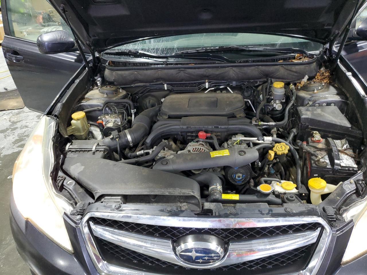 2011 SUBARU Legacy