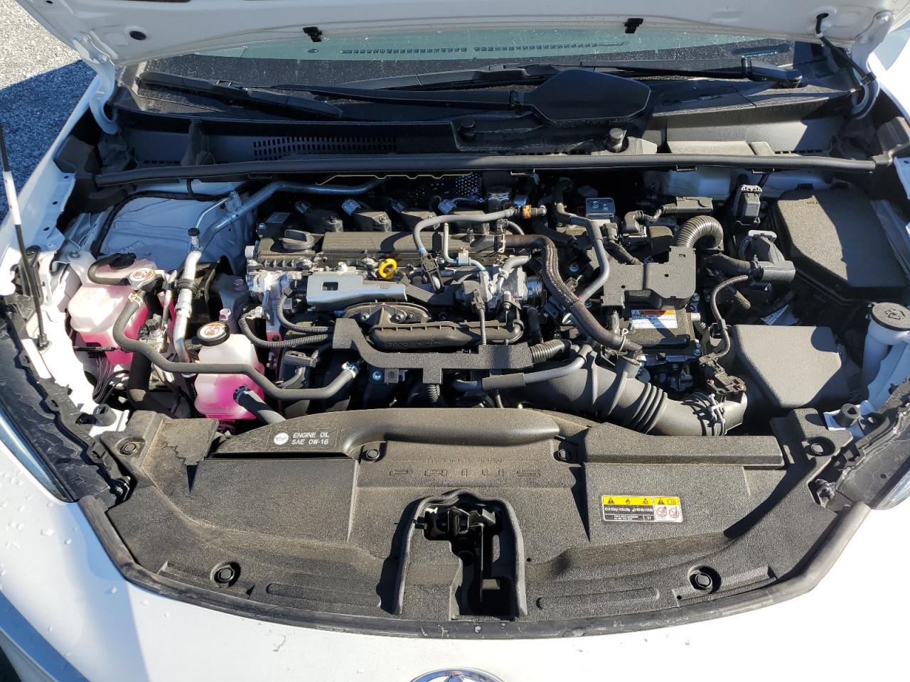 2024 TOYOTA PRIUS