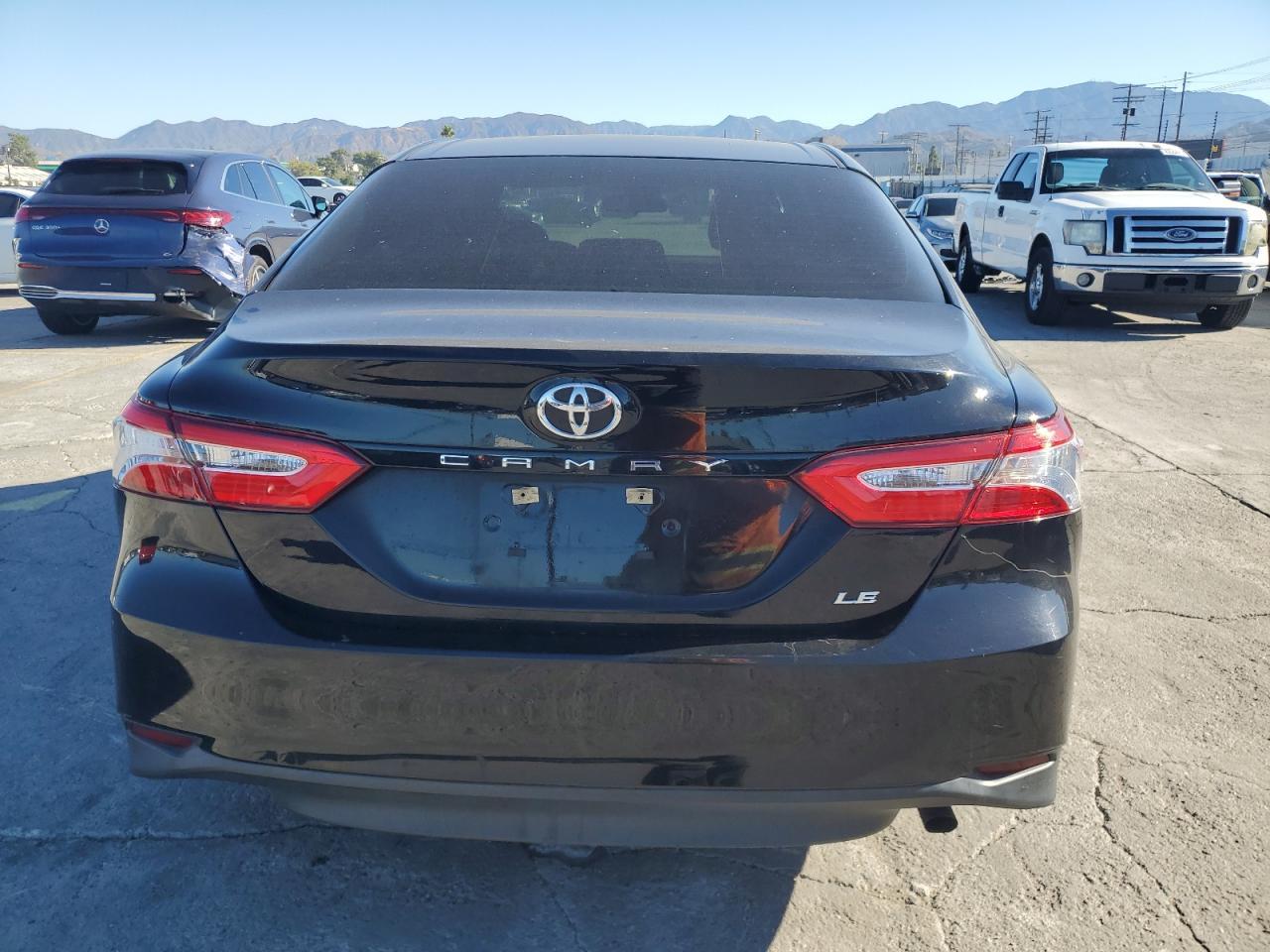 2018 TOYOTA CAMRY