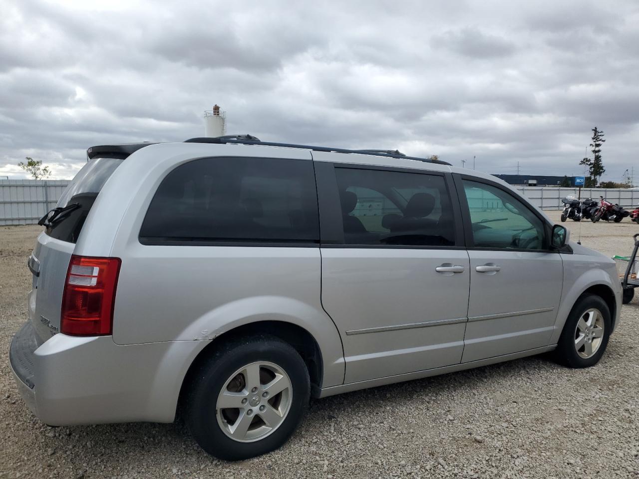 2010 DODGE GRAND CARAVAN