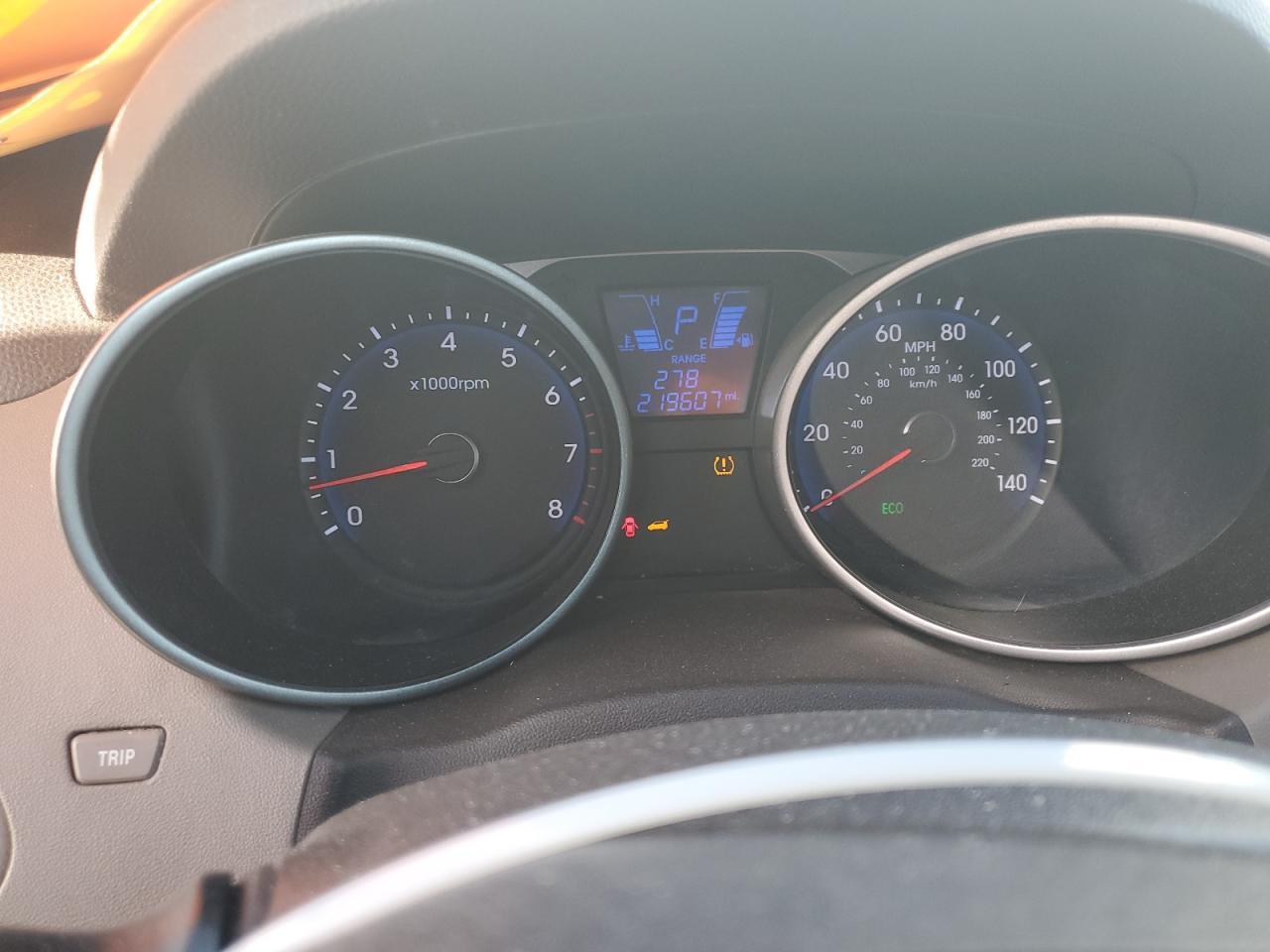2012 HYUNDAI TUCSON