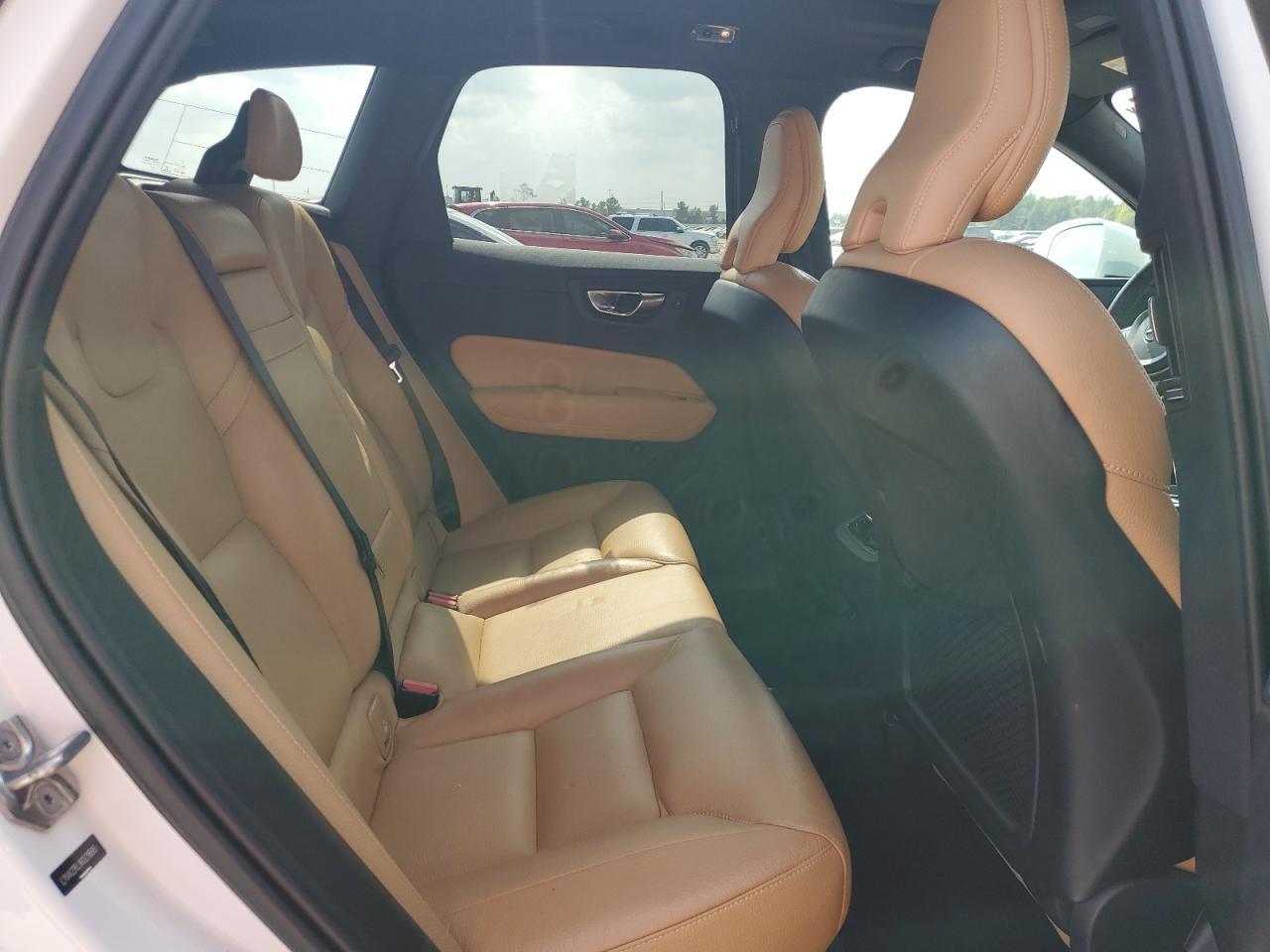 2019 VOLVO XC60