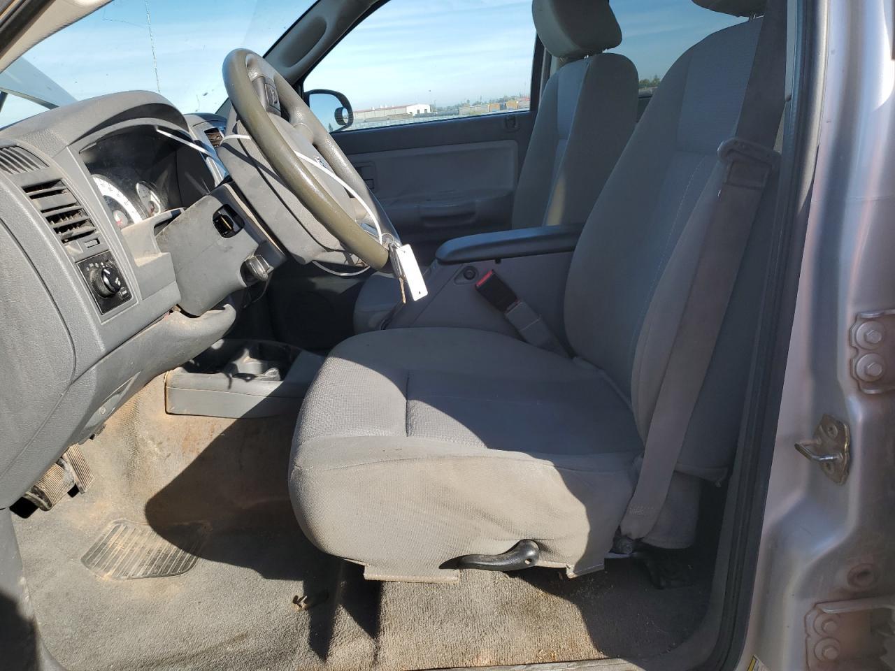 2006 DODGE Dakota