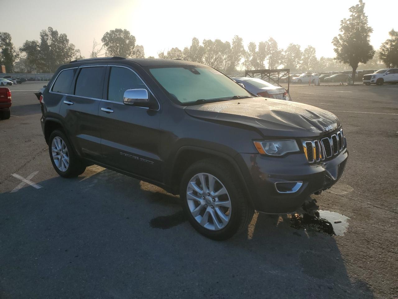2017 JEEP Grand Cherokee