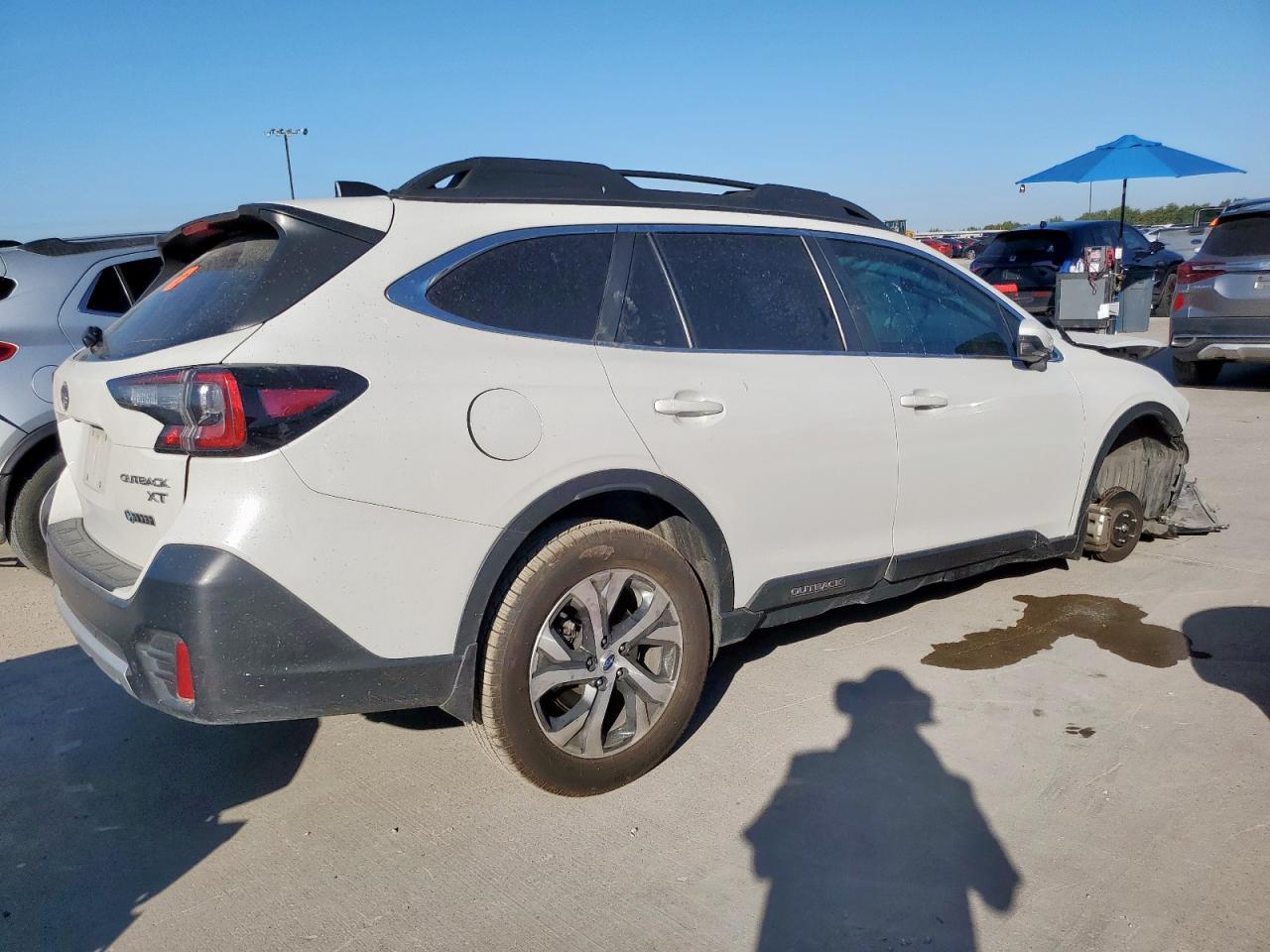 2021 SUBARU Outback
