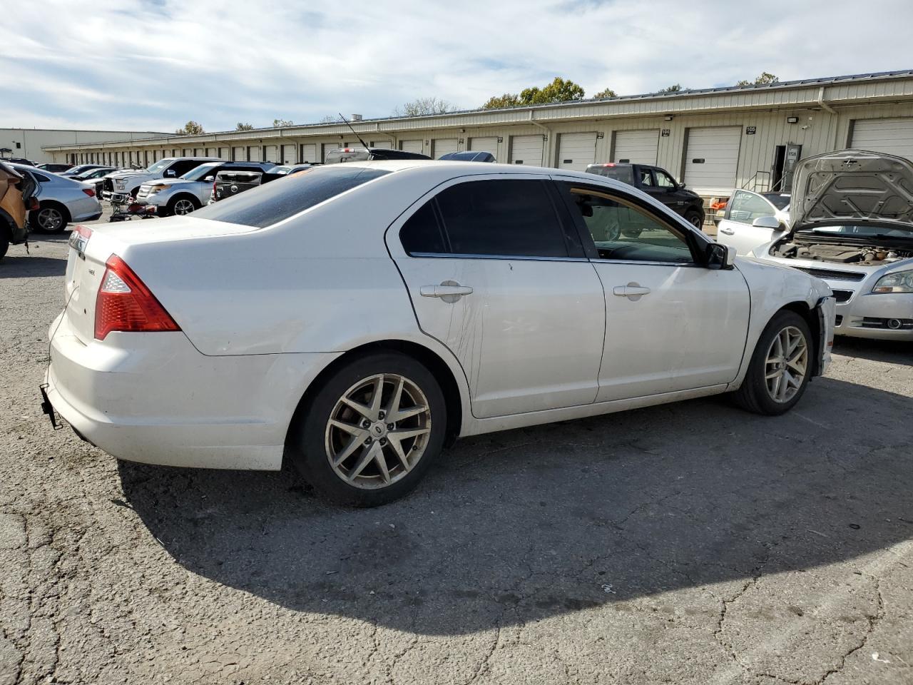 2011 FORD FUSION