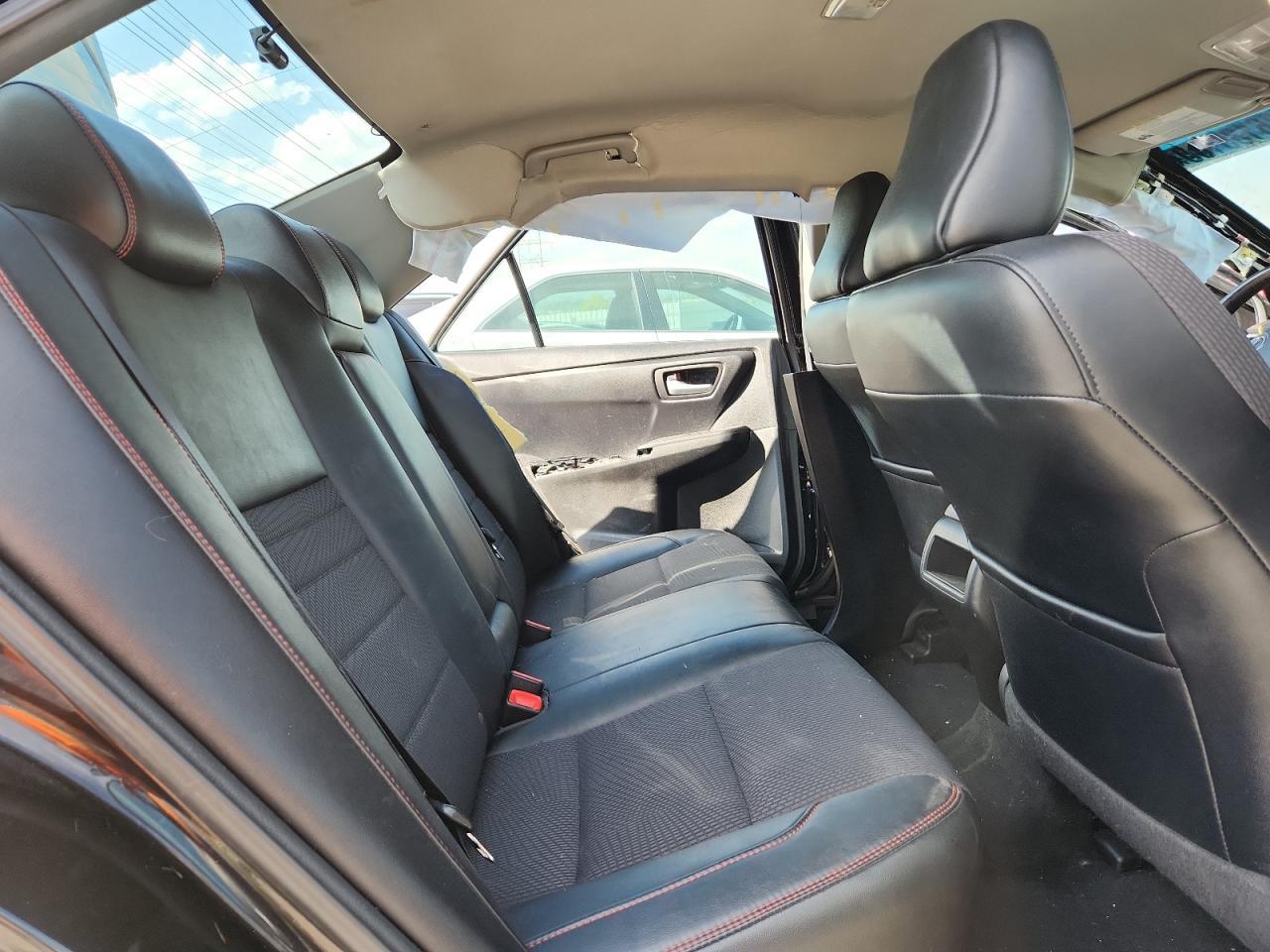 2017 TOYOTA CAMRY
