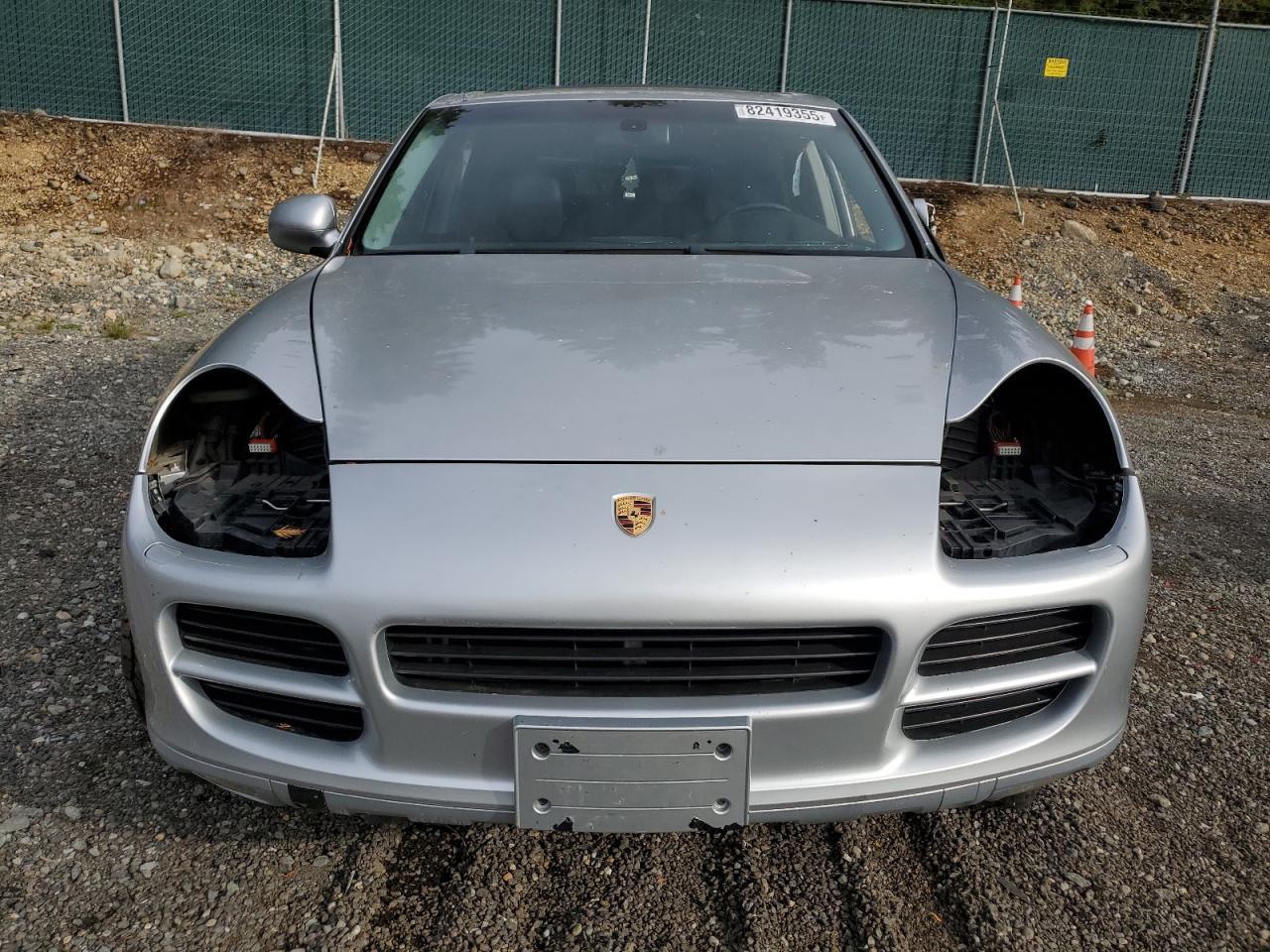 2005 PORSCHE CAYENNE