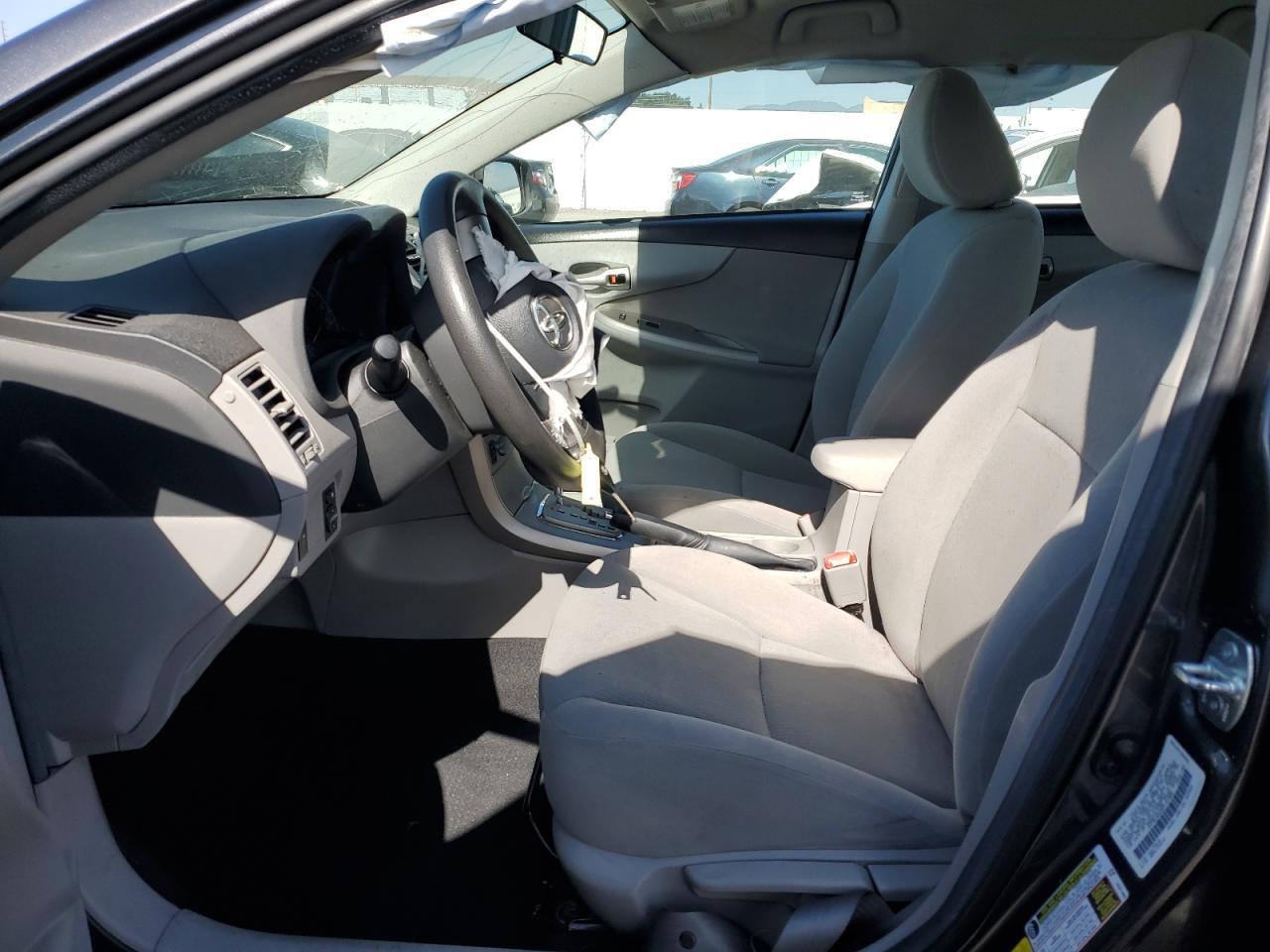 2013 TOYOTA COROLLA