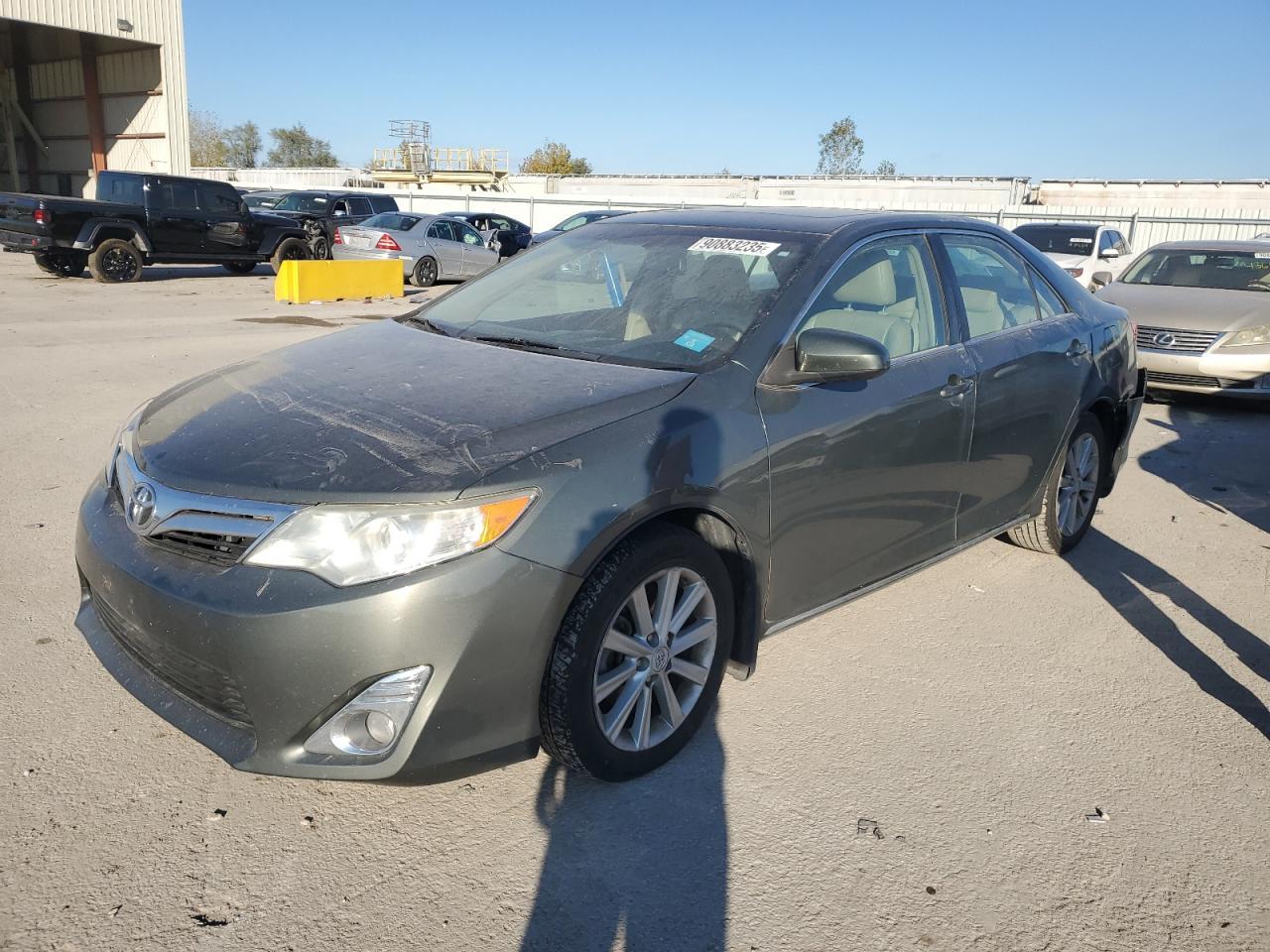 2013 TOYOTA CAMRY