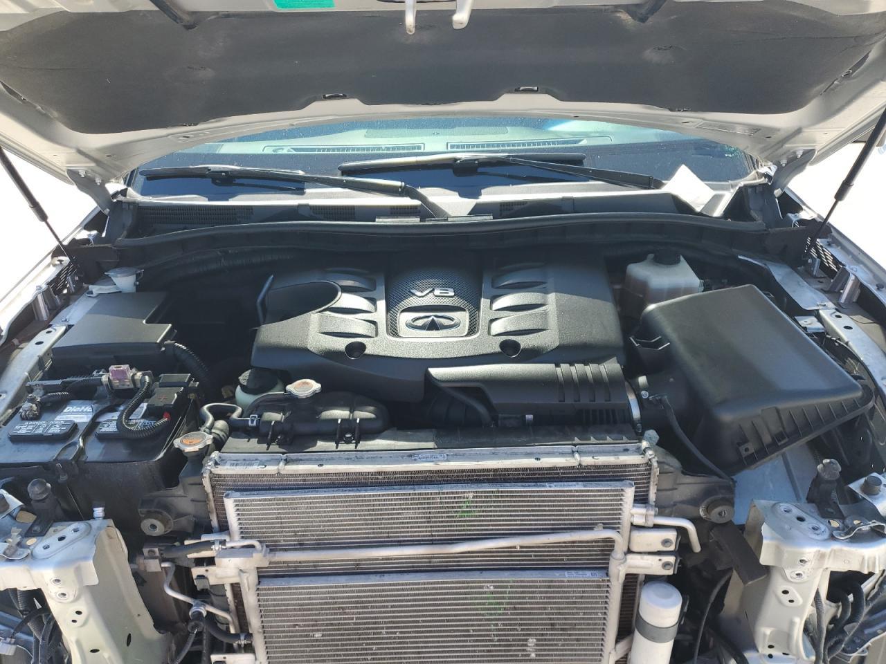 2016 INFINITI QX80