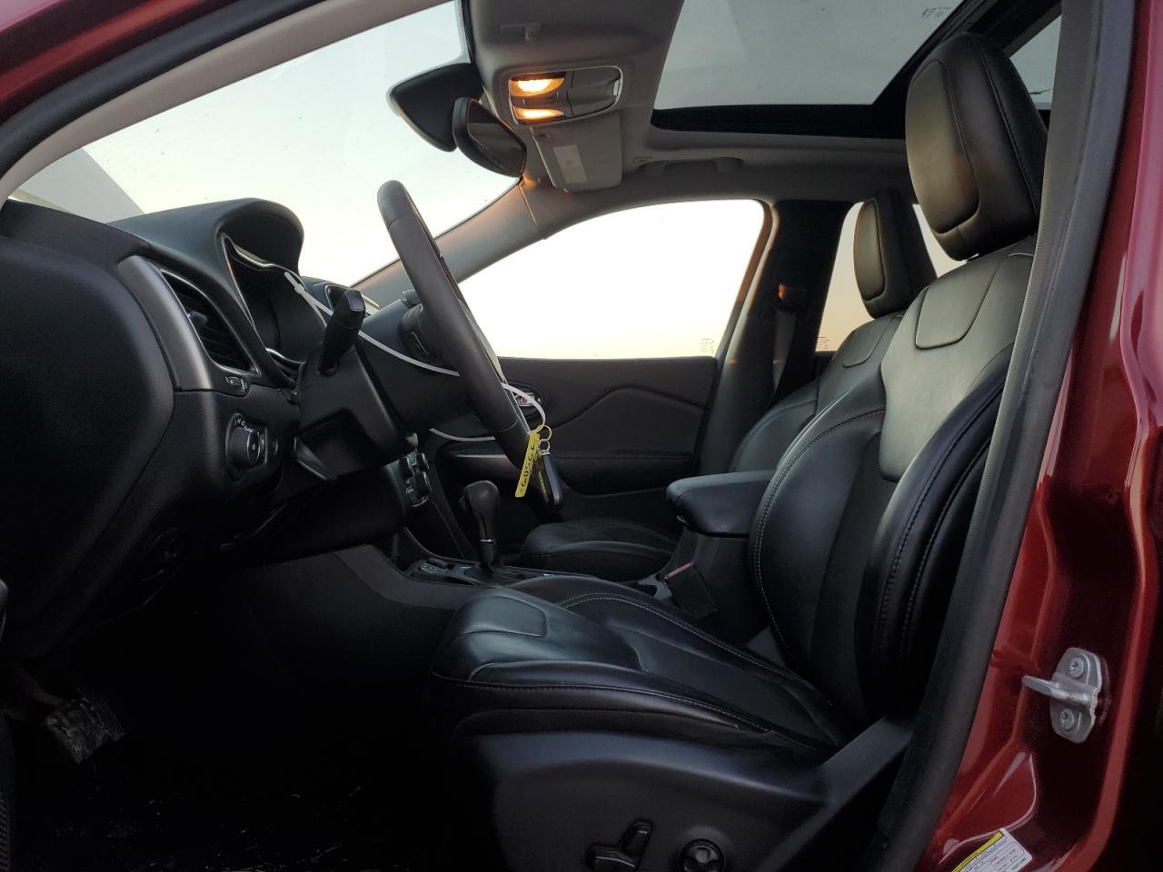 2019 JEEP CHEROKEE