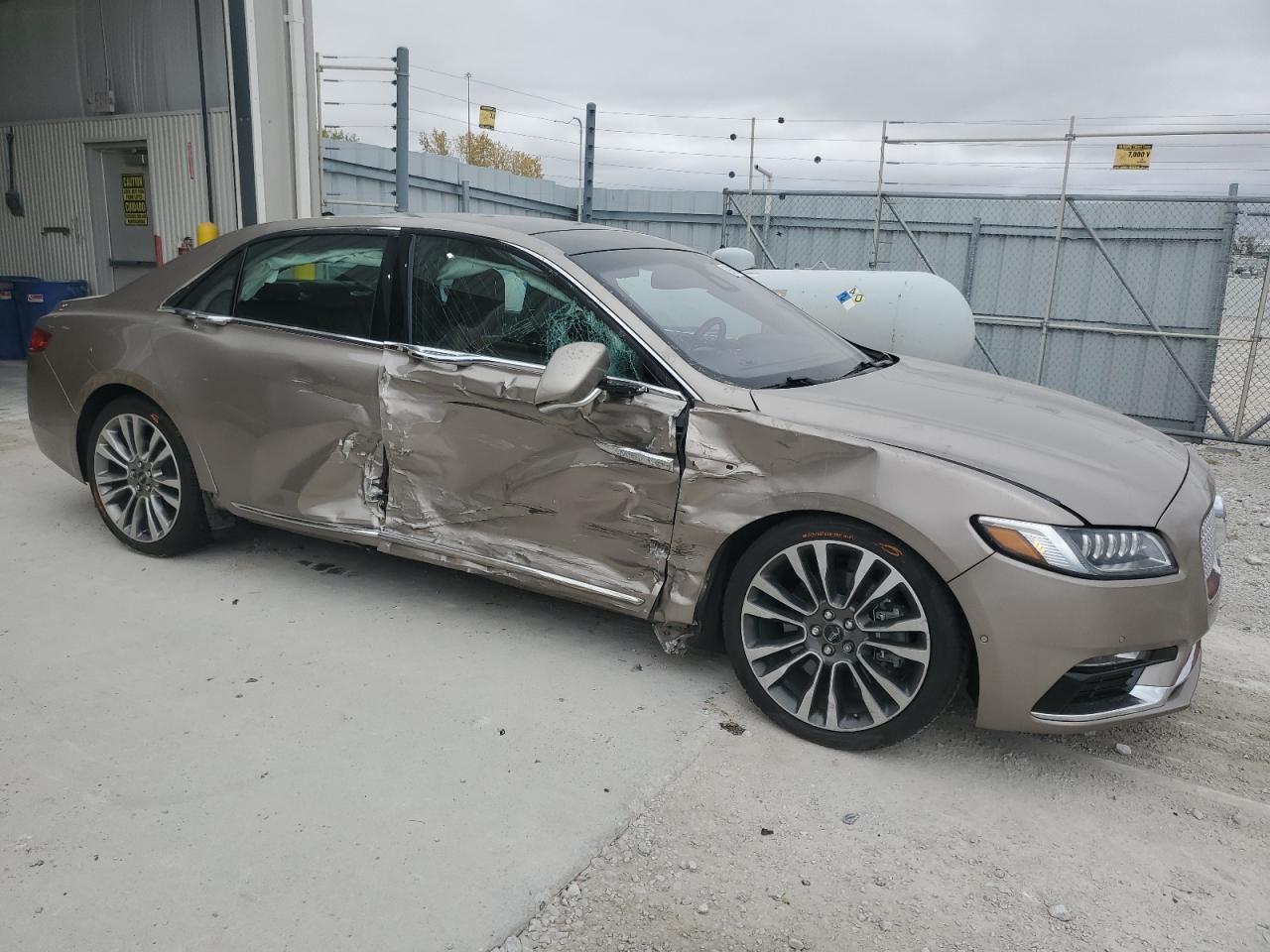 2019 LINCOLN Continental