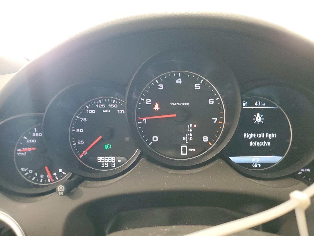 2016 PORSCHE CAYENNE