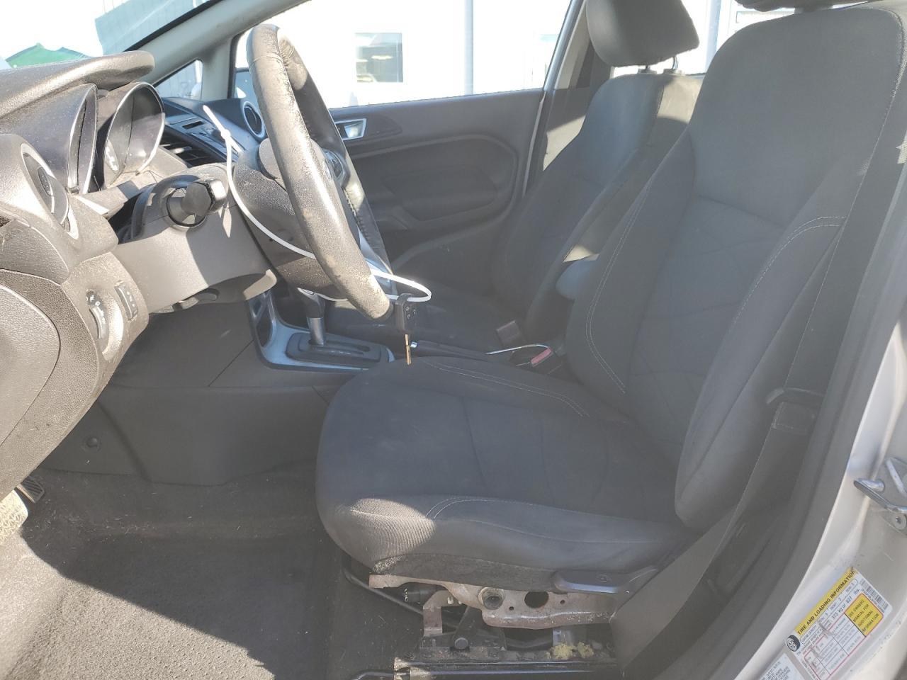 2015 FORD Fiesta