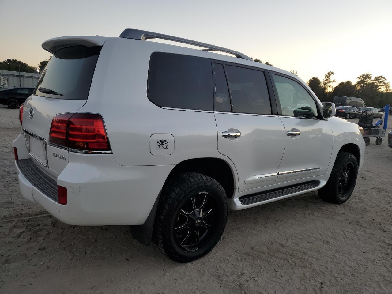 2009 LEXUS Lx