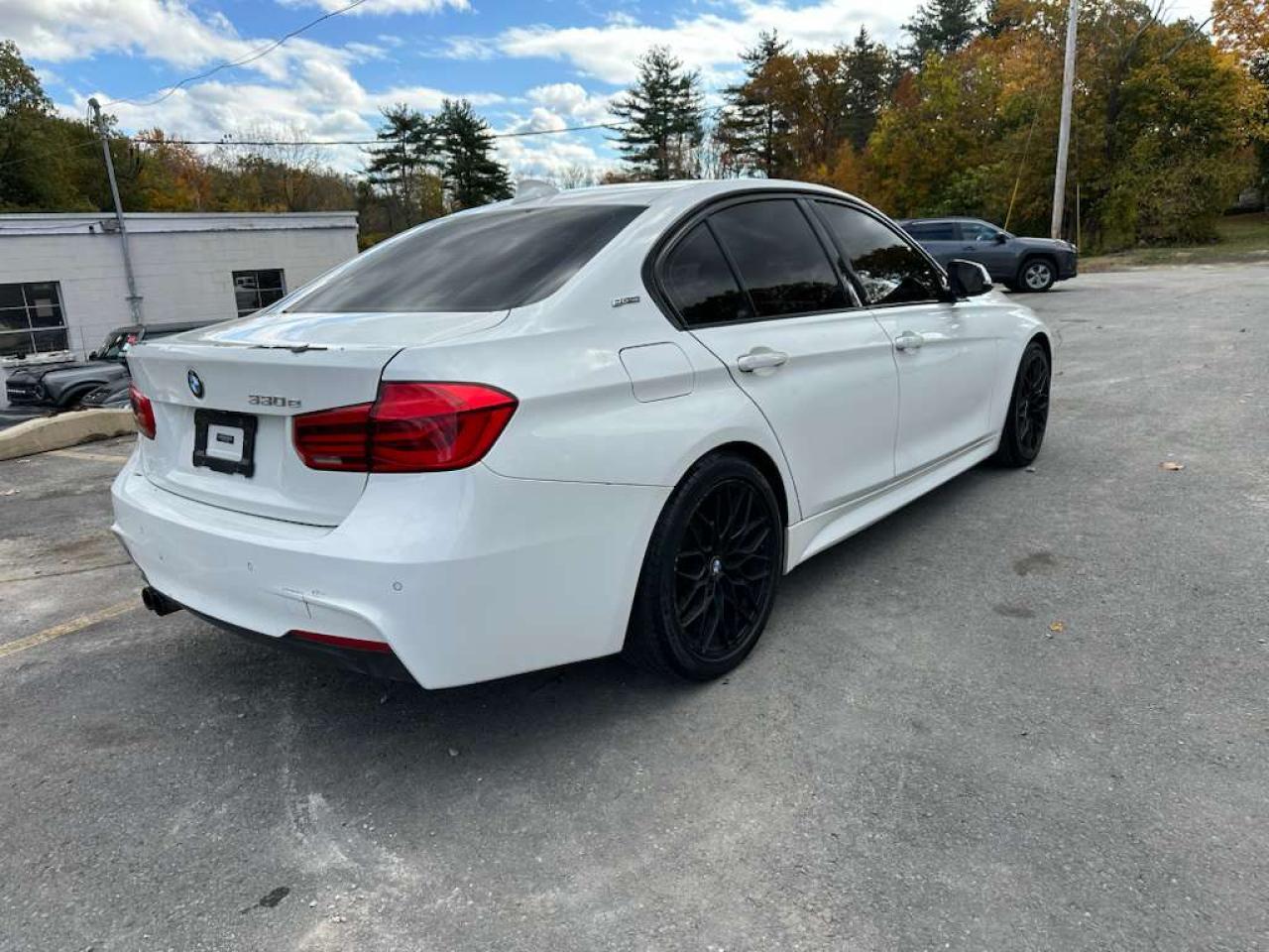 2017 BMW 3 SERIES