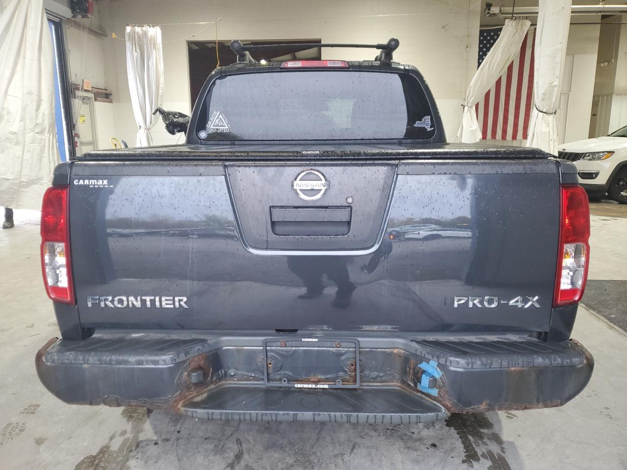 2012 NISSAN Frontier