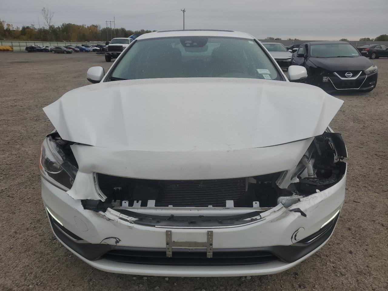 2017 VOLVO S60