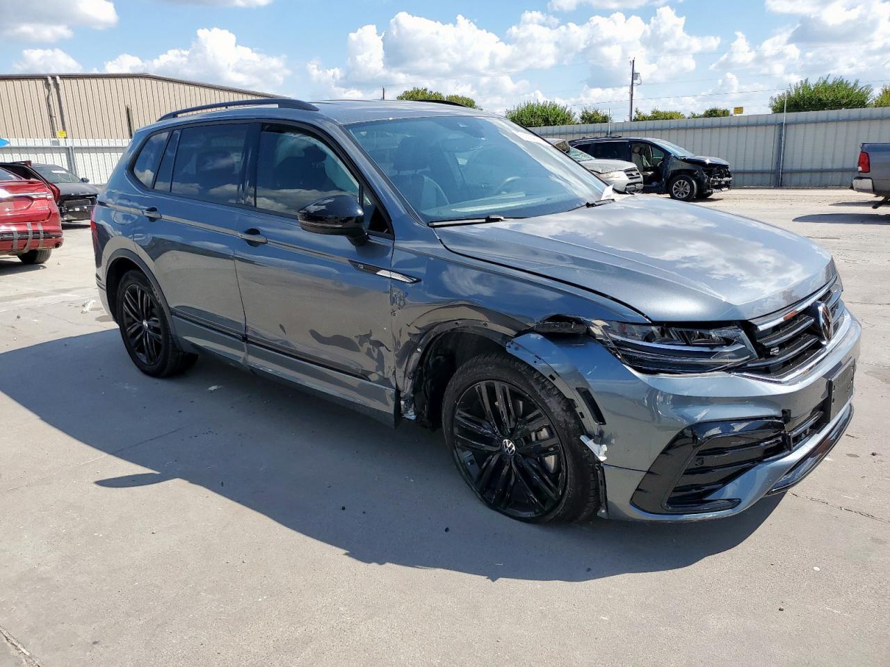 2022 VOLKSWAGEN TIGUAN