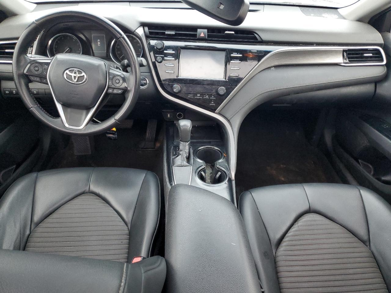 2018 TOYOTA CAMRY