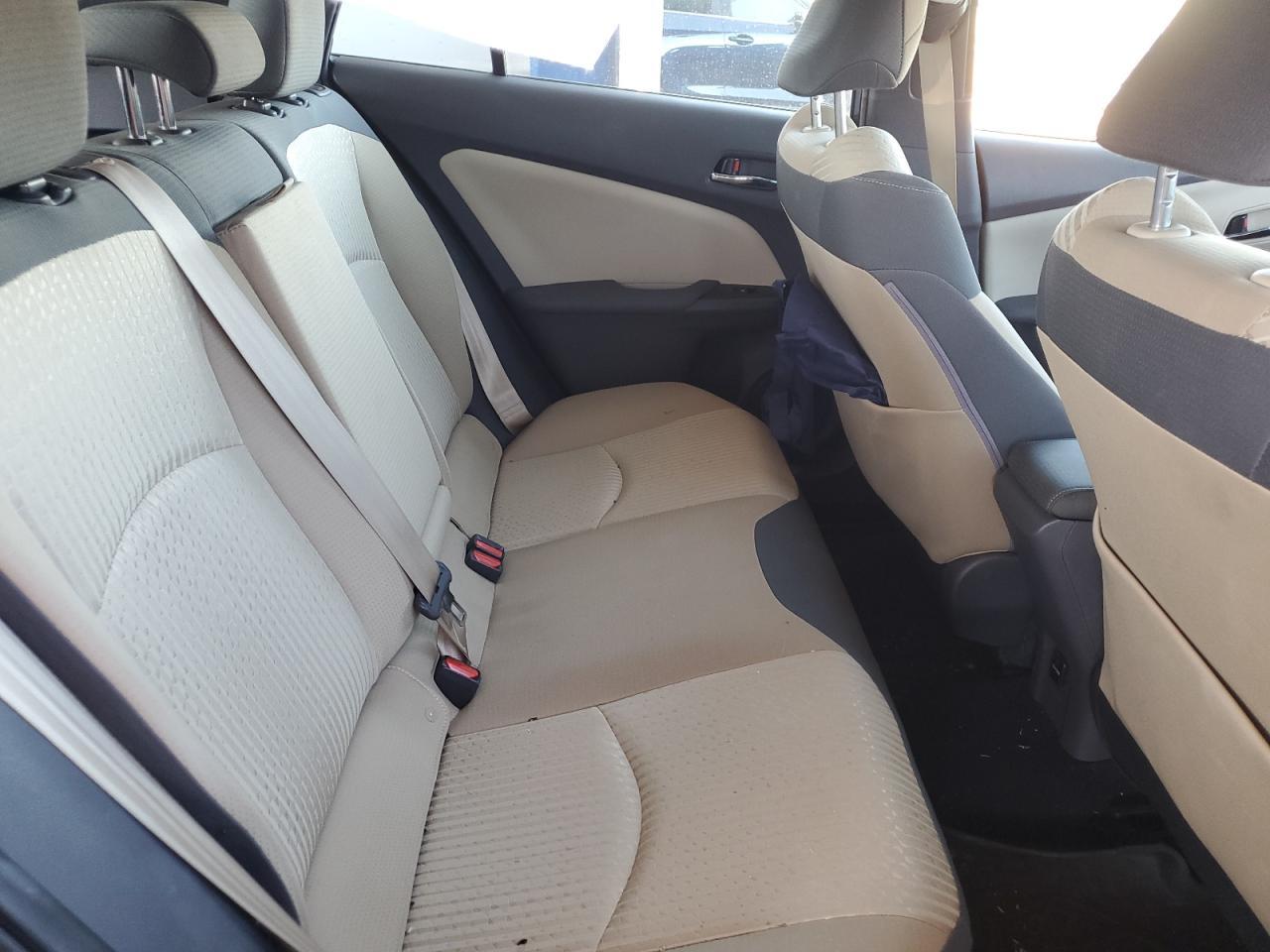 2017 TOYOTA PRIUS