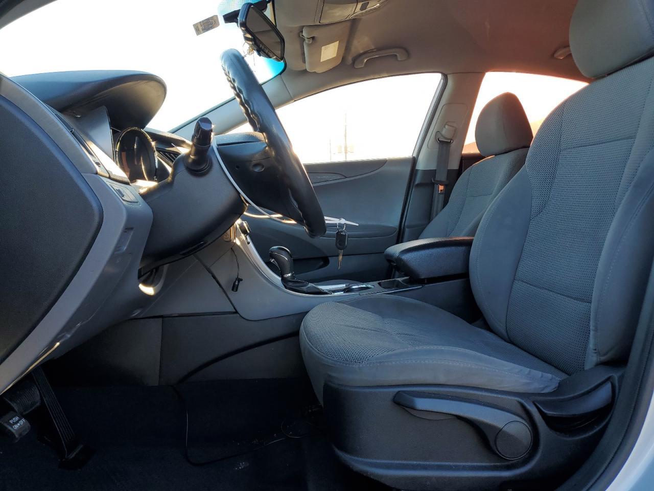 2013 HYUNDAI SONATA