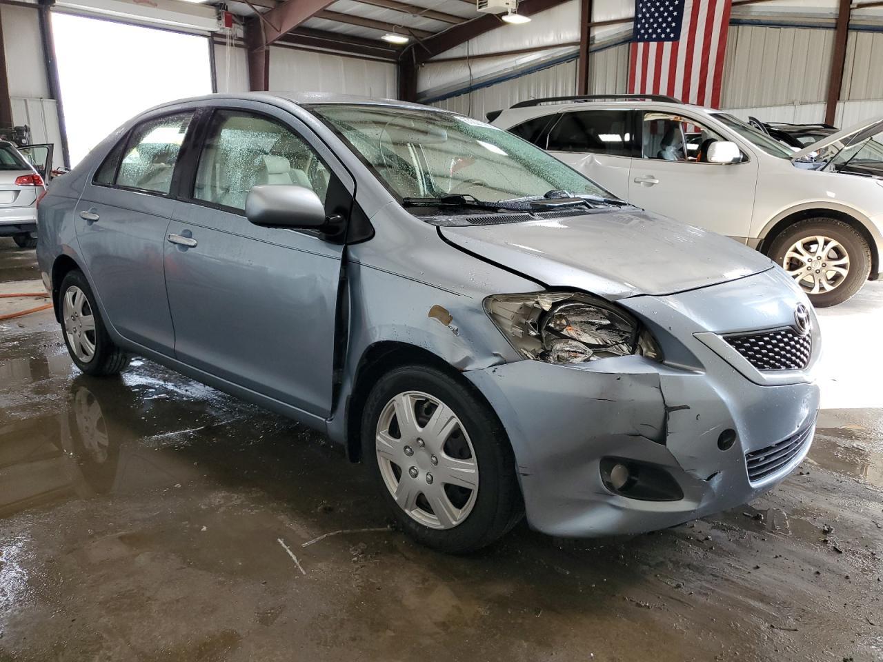 2010 TOYOTA YARIS