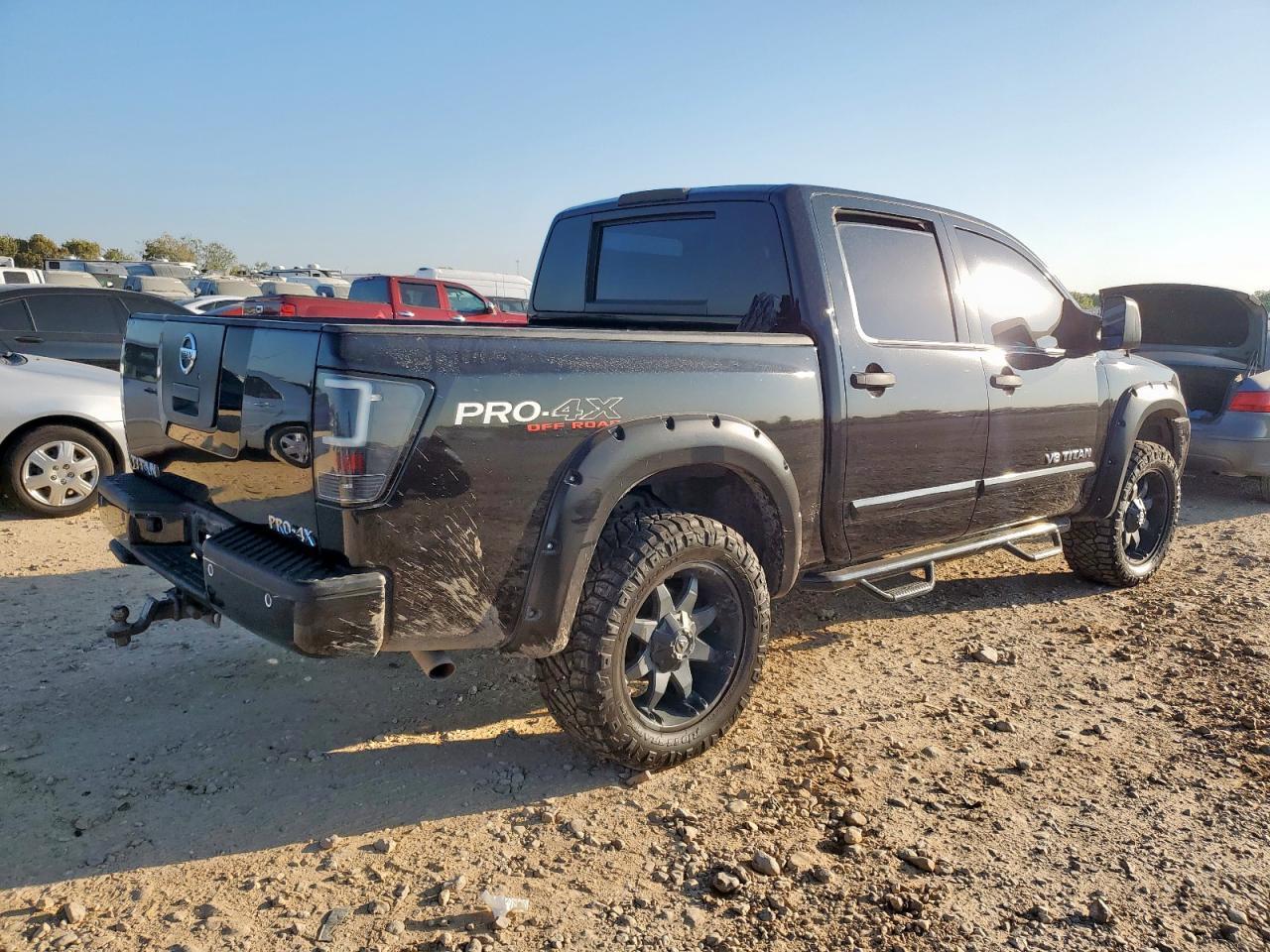 2012 NISSAN Titan