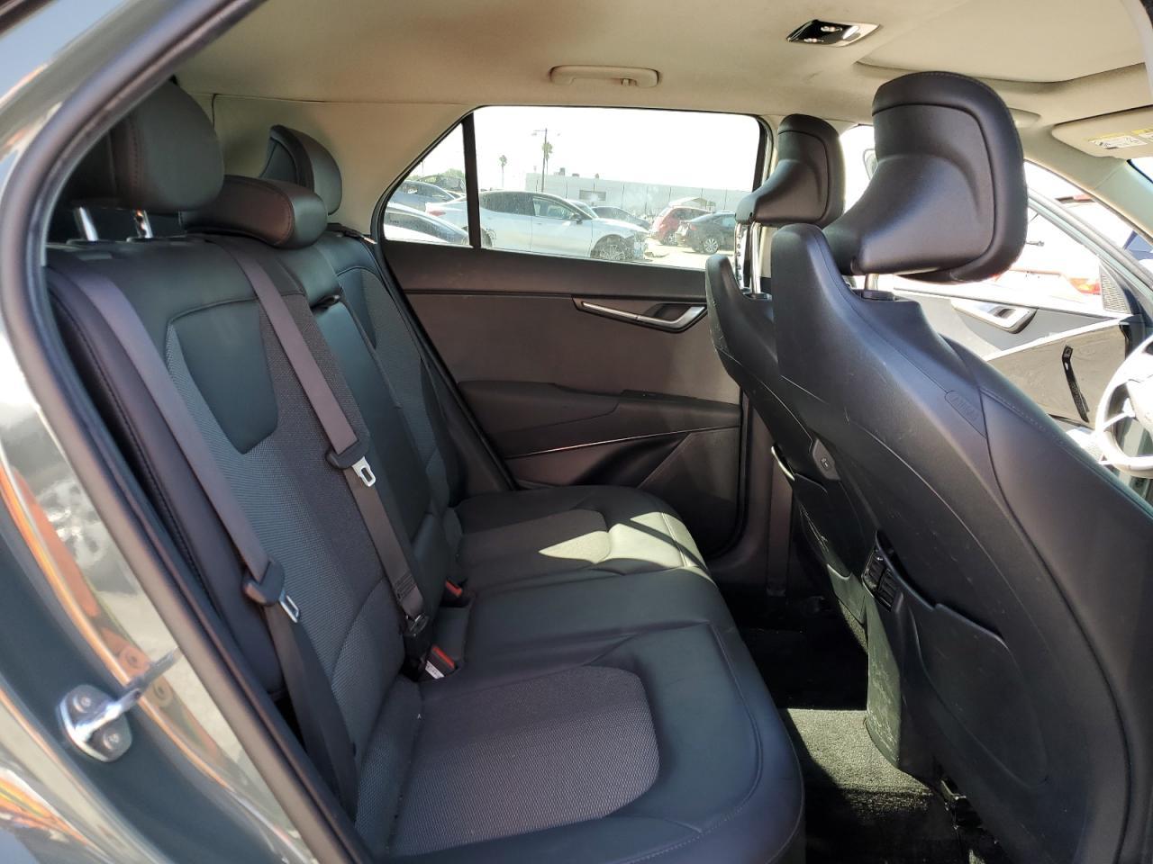 2024 KIA Niro