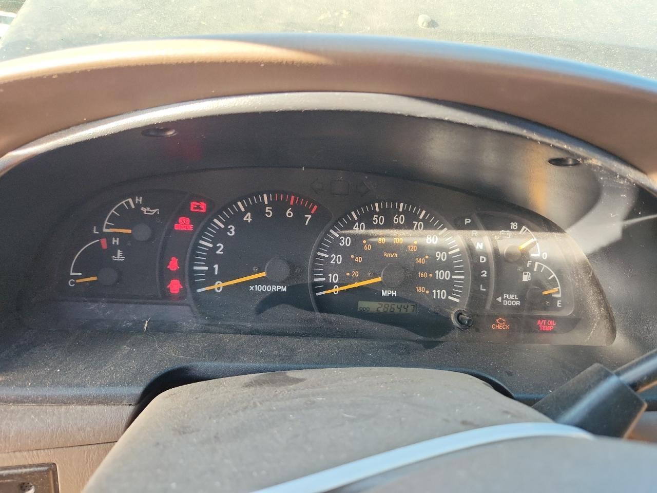 2002 TOYOTA TUNDRA