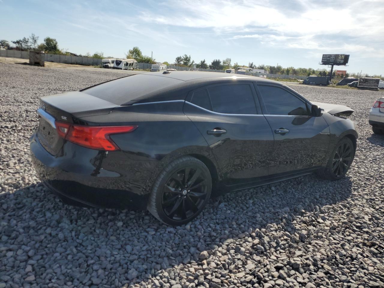 2017 NISSAN Maxima