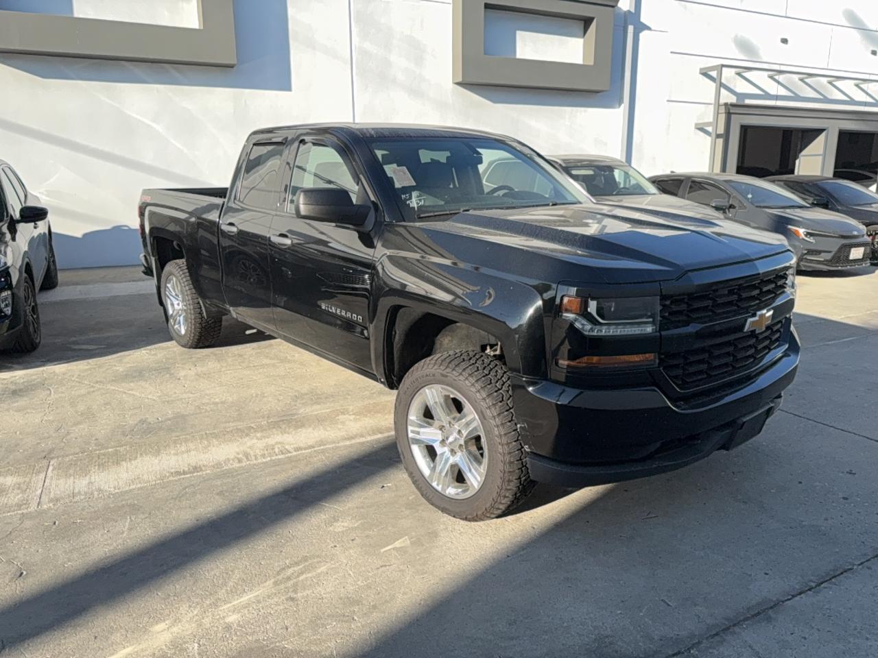 2017 CHEVROLET Silverado