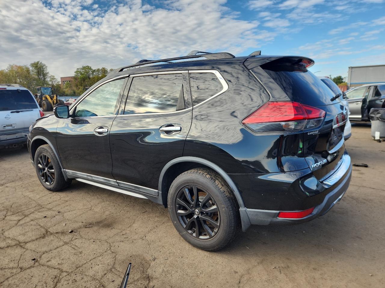 2017 NISSAN ROGUE