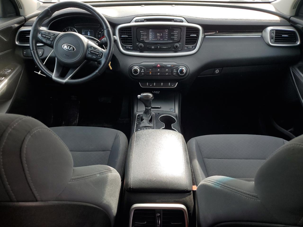 2016 KIA SORENTO
