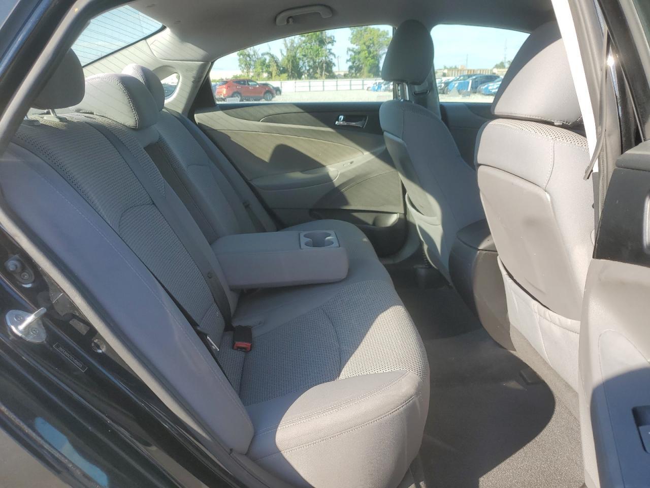 2012 HYUNDAI SONATA