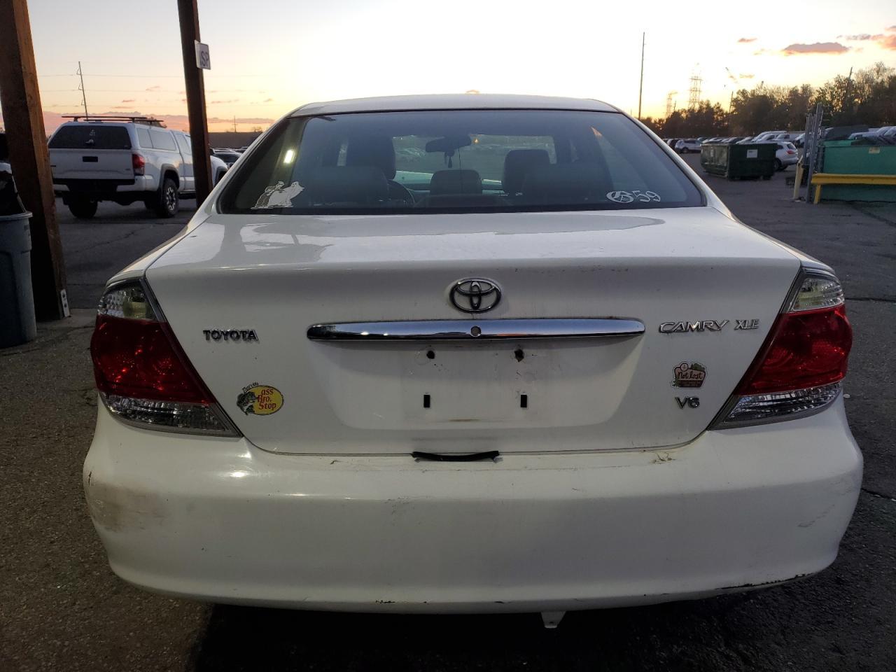 2005 TOYOTA CAMRY